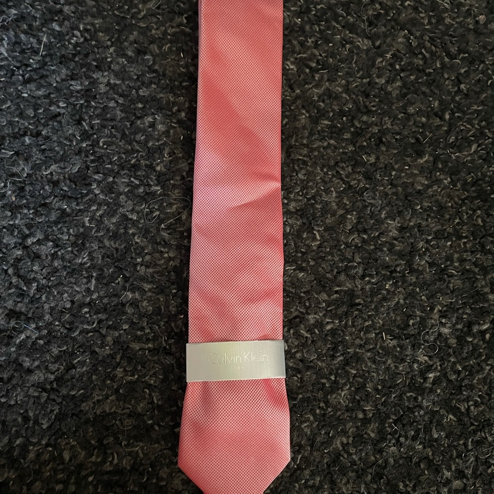 Calvin Klein silk tie - salmon color